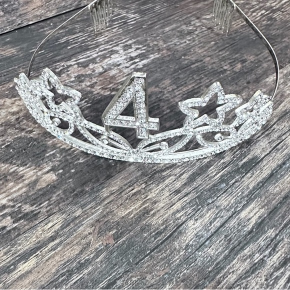 4 Year Old Girl Silver Star Tiara Studded Crown - Picture 1 of 4
